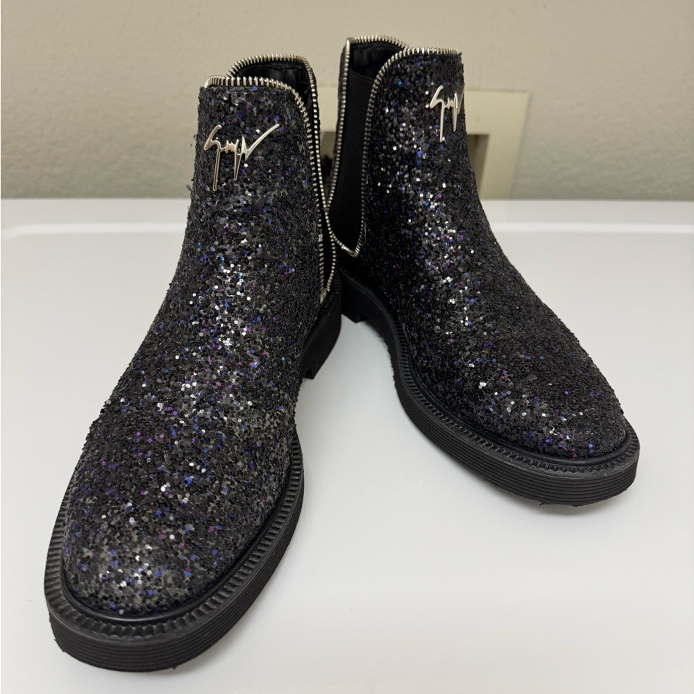 Giuseppe Zanotti Black Glitter Chelsea Ankle Boots Women's Sz 7.5‎ EUC Glam Rock